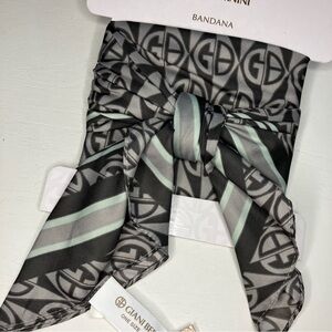 Gianni Bernini | Gray Square Bandana